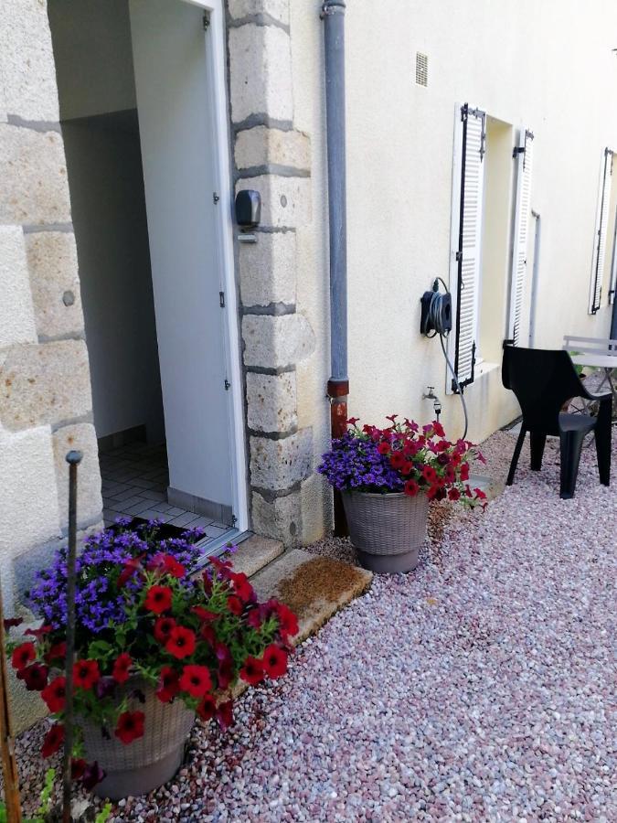 Le Gite Du Fou Logement 8 Pers 13Mn Puy Du Fou Saint-Amand-sur-Sevre Экстерьер фото