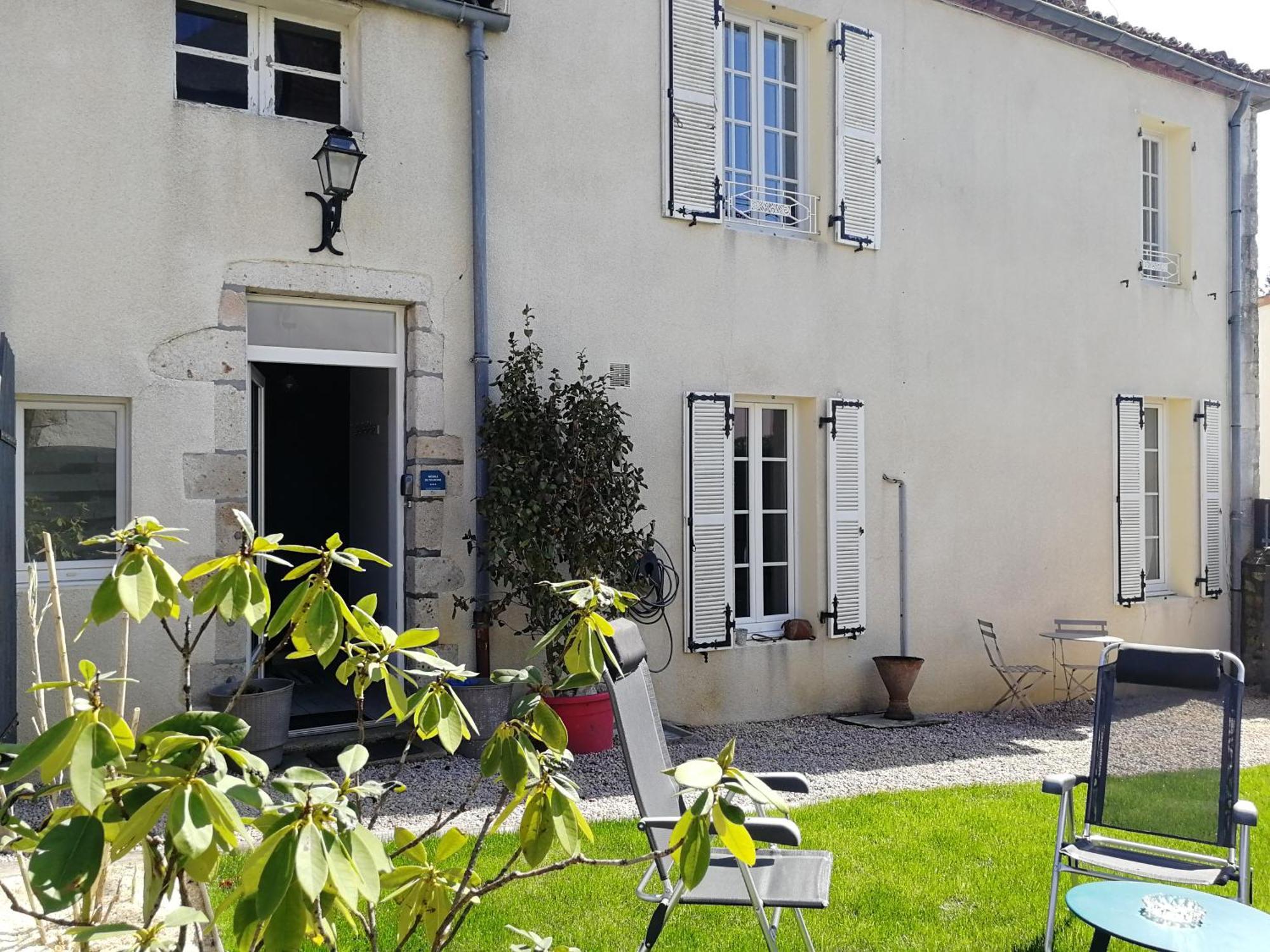 Le Gite Du Fou Logement 8 Pers 13Mn Puy Du Fou Saint-Amand-sur-Sevre Экстерьер фото